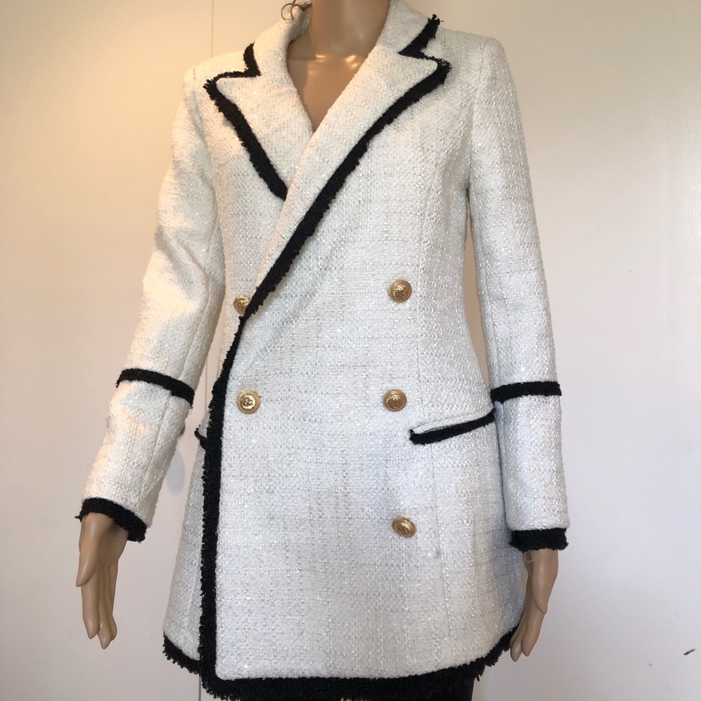 Black and White Button Detail Blazer “fits medium”